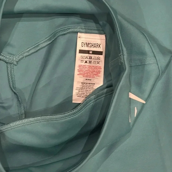 🍀 GYMSHARK NWT TRAINING CAPRIS SOZE MEDIUM - Picture 5 of 5